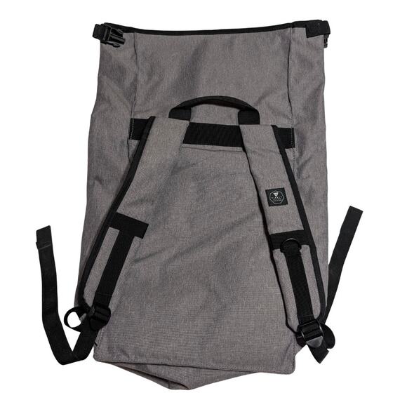 Vissla Surfer Elite Grey Unisex Adults Wet Dry Oversized Backpack - USED - Picture 4 of 7